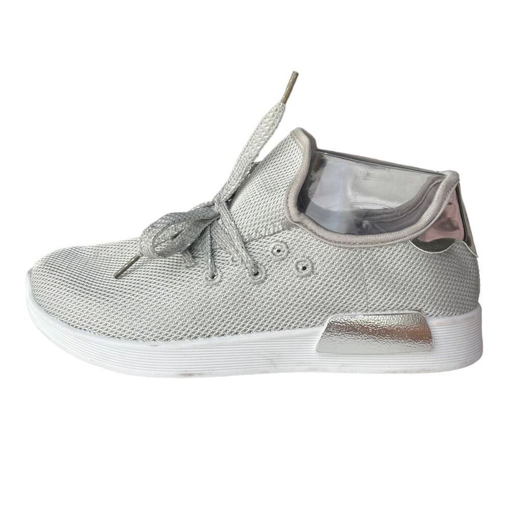 Twisted Jr Kid’s Girls Shoes Silver Lace Up Sneaker Size 4